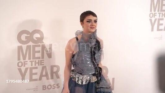 Maisie Williams photo 282