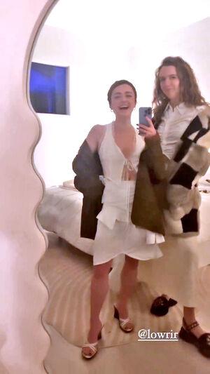 Maisie Williams photo 301