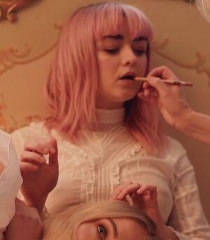 Maisie Williams photo 317
