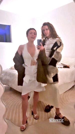 Maisie Williams photo 322