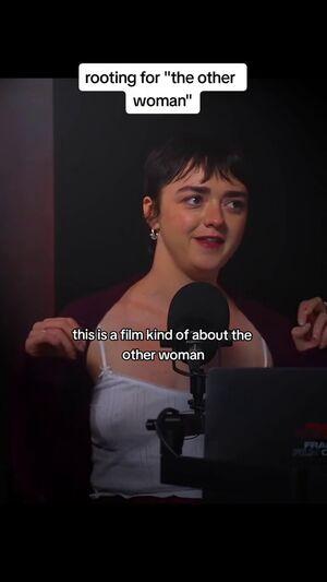 Maisie Williams photo 515