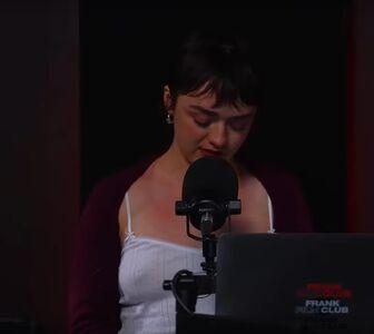 Maisie Williams photo 520