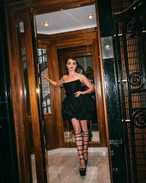 Maisie Williams photo 591