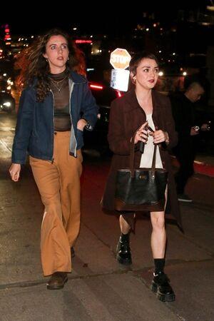 Maisie Williams photo 602