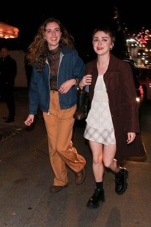 Maisie Williams photo 613