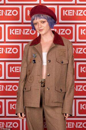 Maisie Williams photo 681