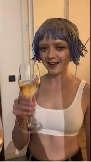 Maisie Williams photo 685