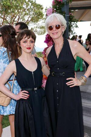 Maisie Williams photo 721