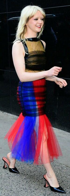 Maisie Williams photo 754