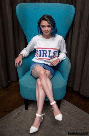 Maisie Williams photo 819