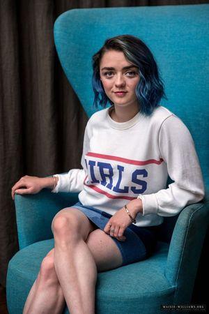 Maisie Williams photo 821
