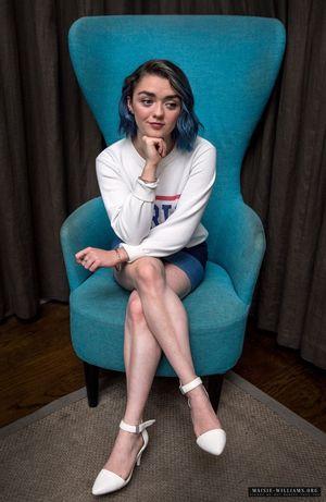 Maisie Williams photo 830