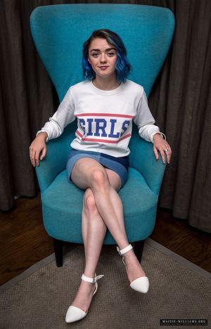 Maisie Williams photo 831