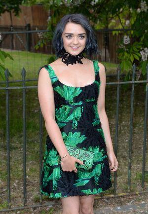 Maisie Williams photo 847