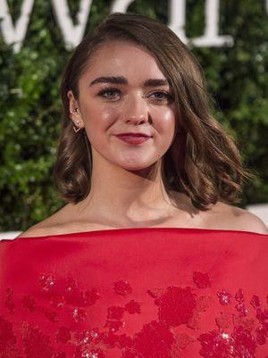 Maisie Williams photo 890