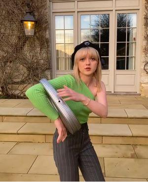 Maisie Williams photo 992