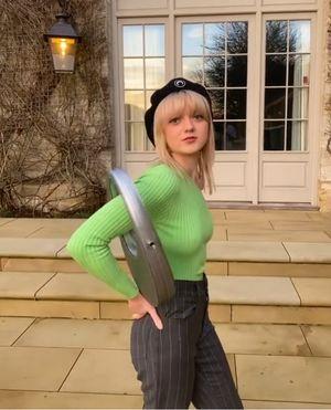 Maisie Williams photo 993