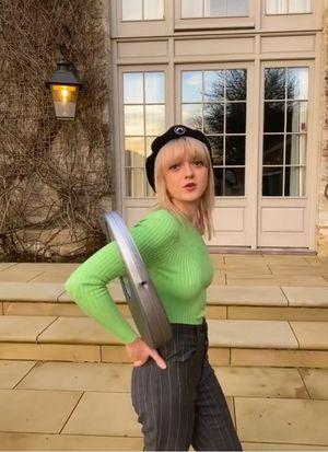 Maisie Williams photo 995