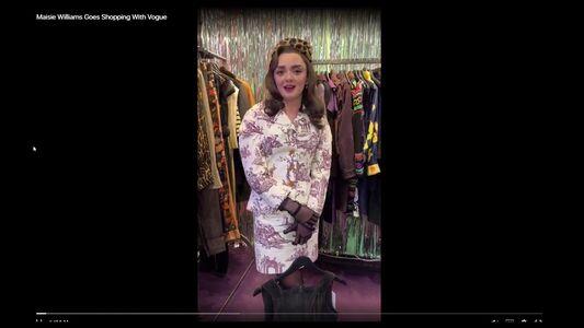 Maisie Williams photo 1078