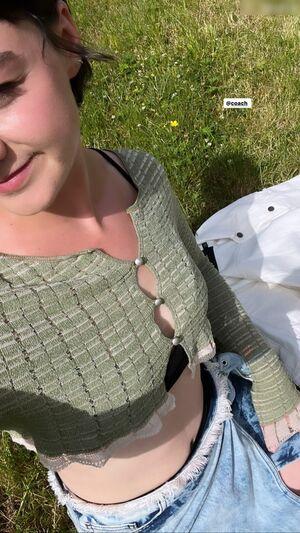 Maisie Williams photo 1192