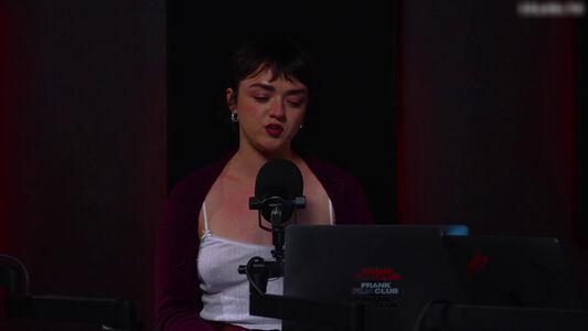 Maisie Williams photo 1235