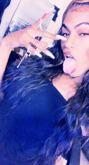 MaliyahLoren photo 3