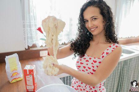 Mari Curly Suicide photo 12