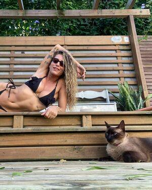 Maria Joana photo 24