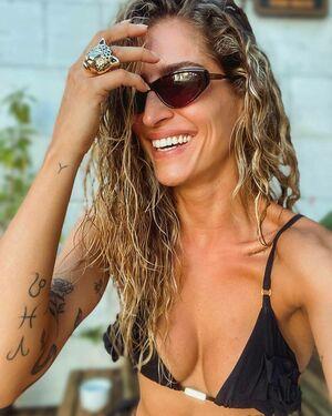 Maria Joana photo 25