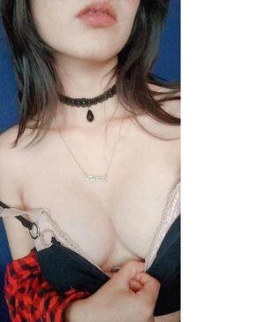 Mariana Kuyuri photo 1