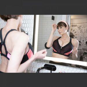 Marie Claude Bourbonnais photo 290