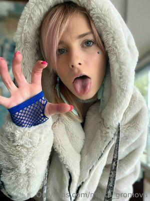 Marta Gromova photo 325