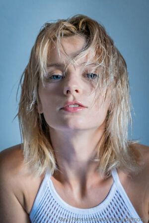 Marta Gromova photo 867