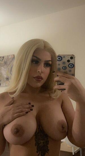 MedusaxMamii photo 2