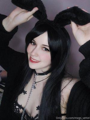 Megumi Vettel photo 2