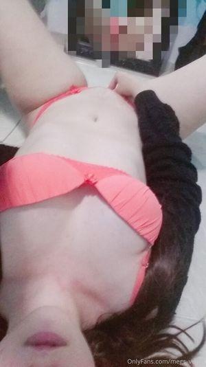 Megumi Vettel photo 16
