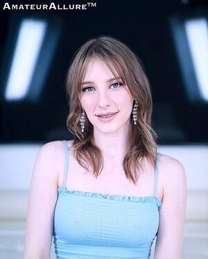 Melody Marks photo 468