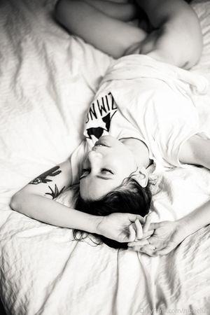 meneliza photo 26