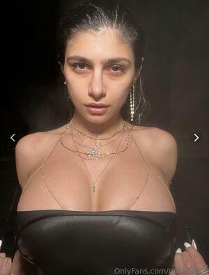 Mia Khalifa photo 46