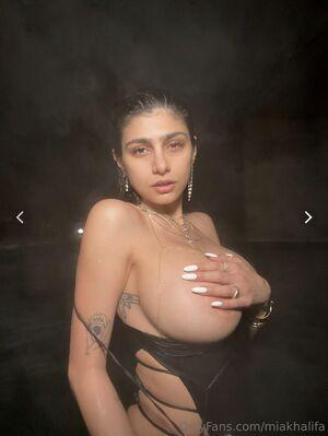 Mia Khalifa photo 49