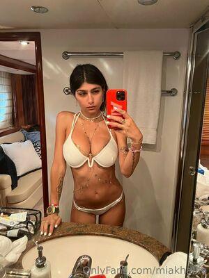 Mia Khalifa photo 81
