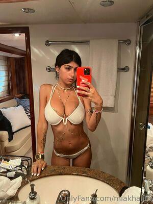Mia Khalifa photo 82