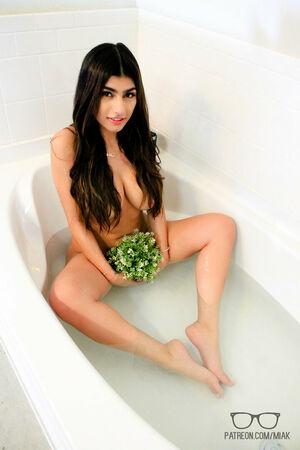 Mia Khalifa photo 284