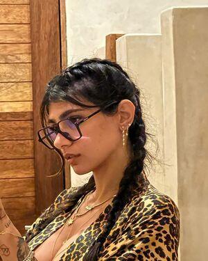 Mia Khalifa photo 420