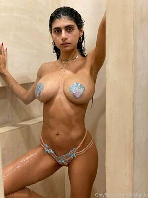 Mia Khalifa photo 700