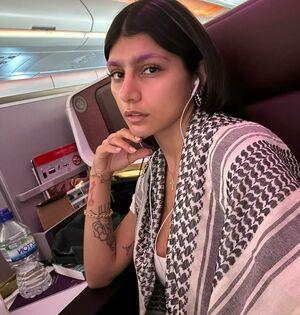 Mia Khalifa photo 743