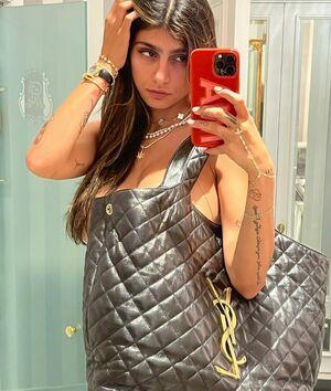 Mia Khalifa photo 868