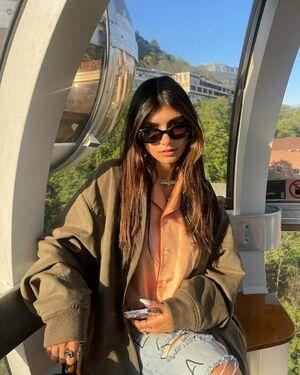 Mia Khalifa photo 875