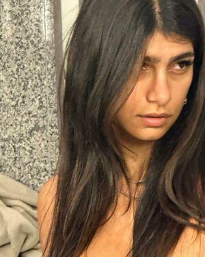 Mia Khalifa photo 939