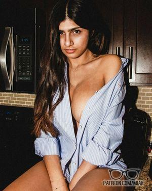 Mia Khalifa photo 1624
